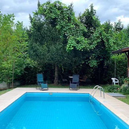 Sapanca Kartepe 4 Seasons Villa Ski, Forest, Lake, Pool